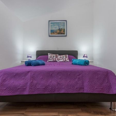 Apartment Alice Πούλα Εξωτερικό φωτογραφία
