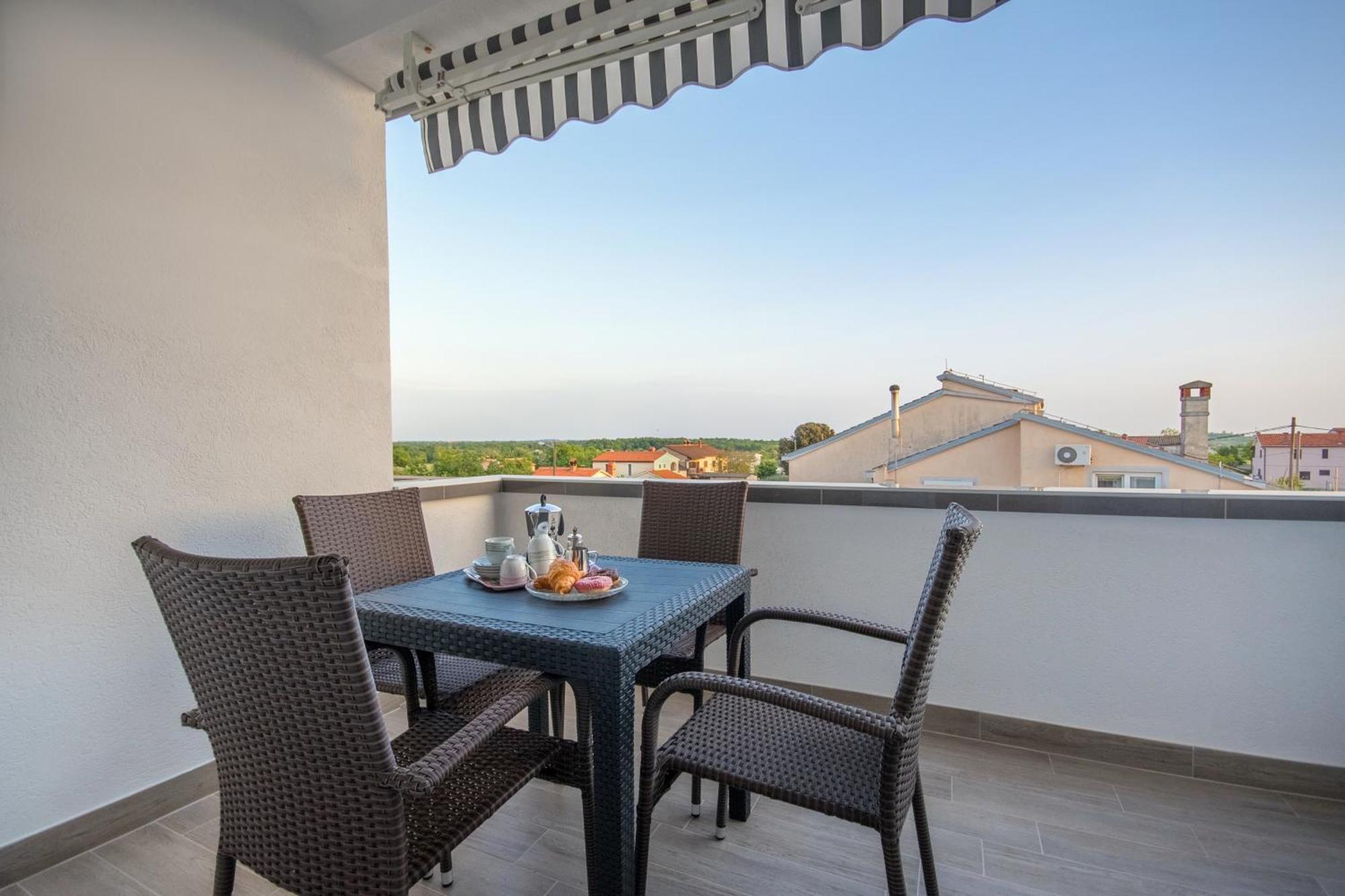 Apartment Alice Πούλα Εξωτερικό φωτογραφία